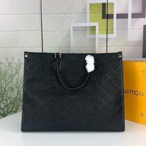 LV💘 Onthego 🎀 Canvas Bag Brand New